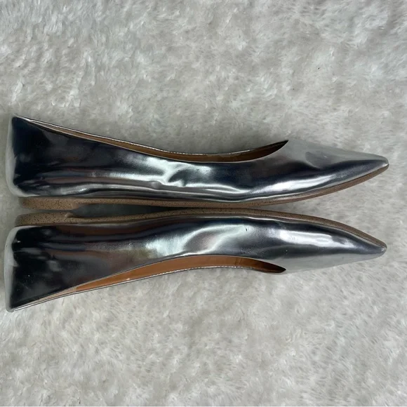 J Crew silver metallic mirror point toe ballet flats - Picture 2 of 6